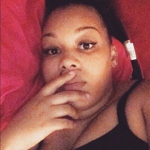 Meet your Posher, Justinjustine